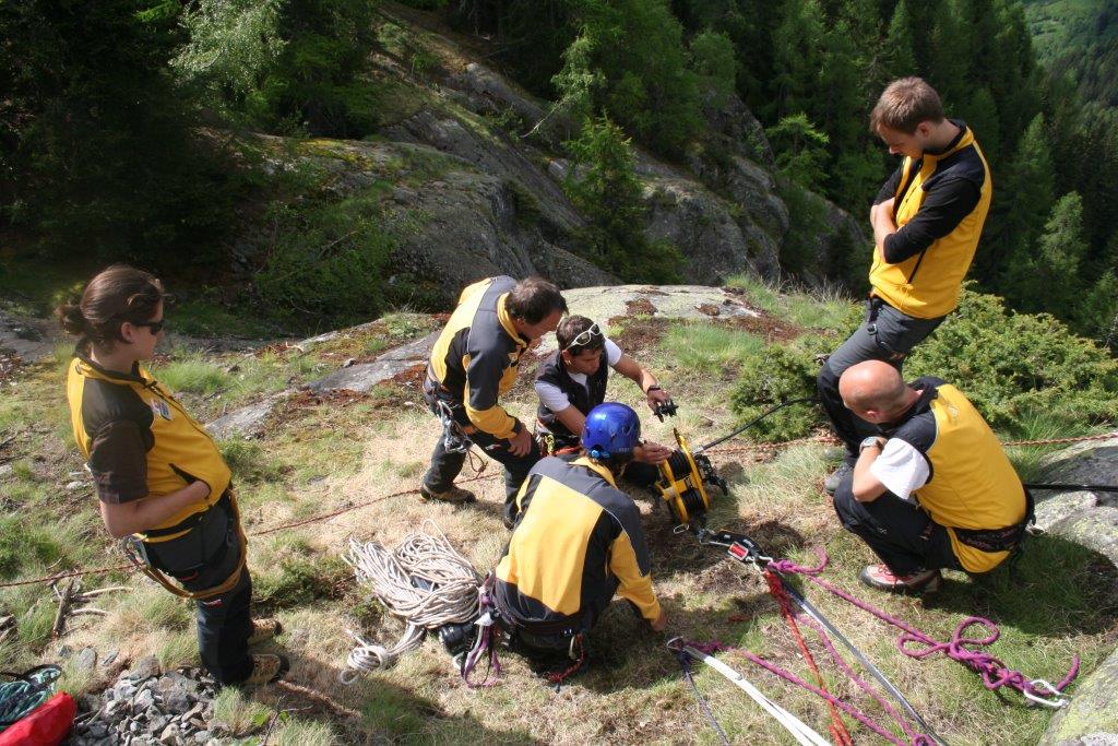 impressionen-der-sommer-bung-2013-bergrettung-goms